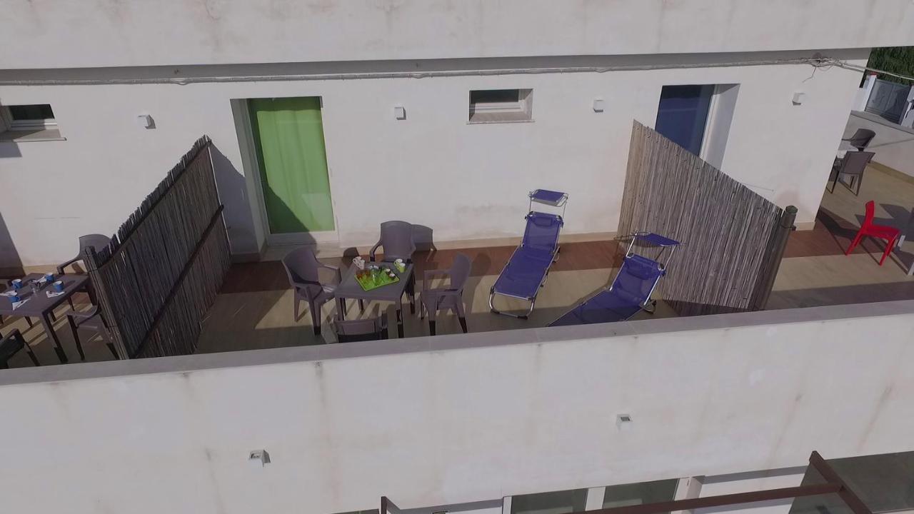 Boomerang Residence A Torre Colimena Exterior foto